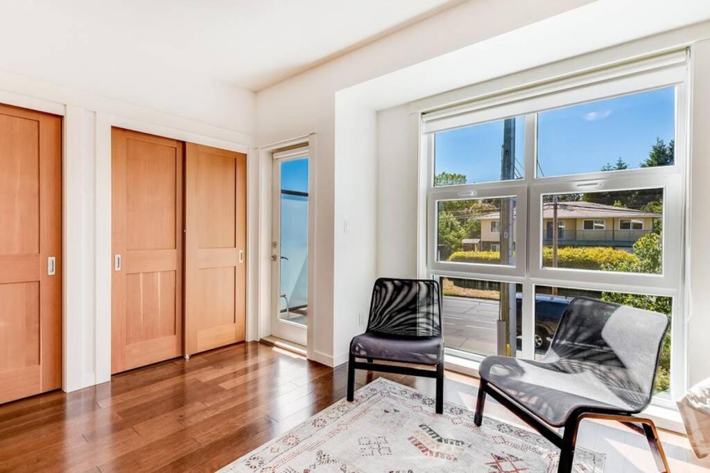 Cedar Hill Sunlit Stay - Bright Spacious & Modern Victoria Exterior foto
